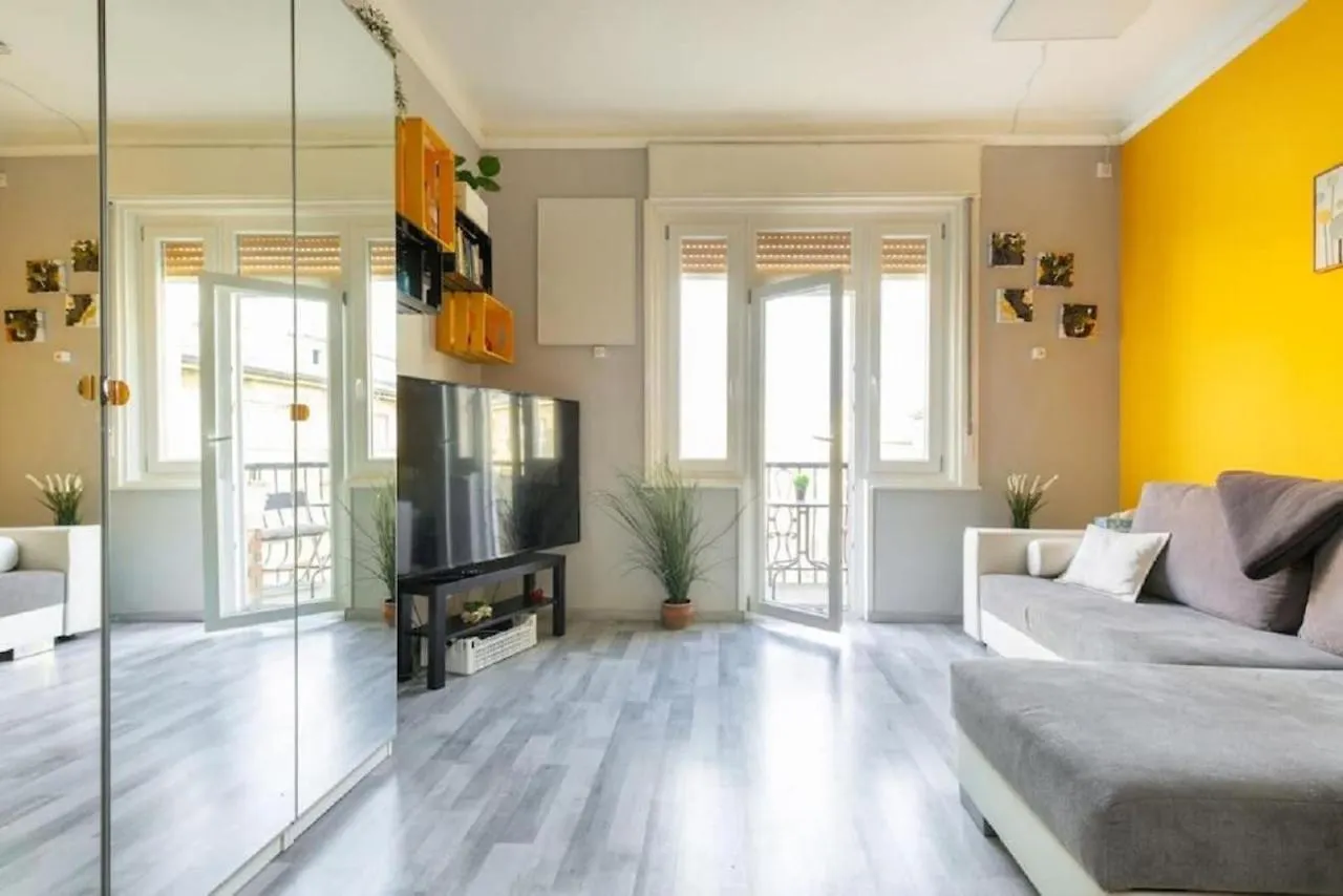 Balzac Apartment By Westend Mall With Balcony, Ac Будапешт
