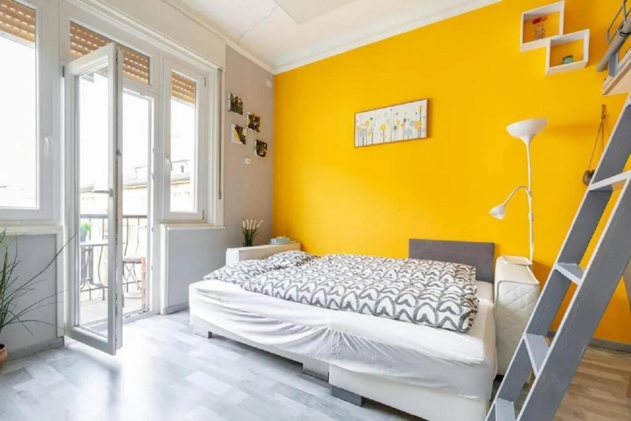 Balzac Apartment By Westend Mall With Balcony, Ac Будапешт